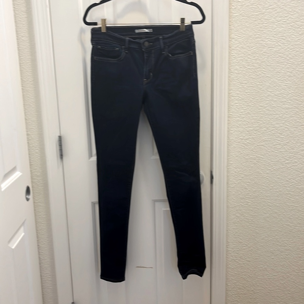 Super skinny jeans in size 30 from Levi’s
